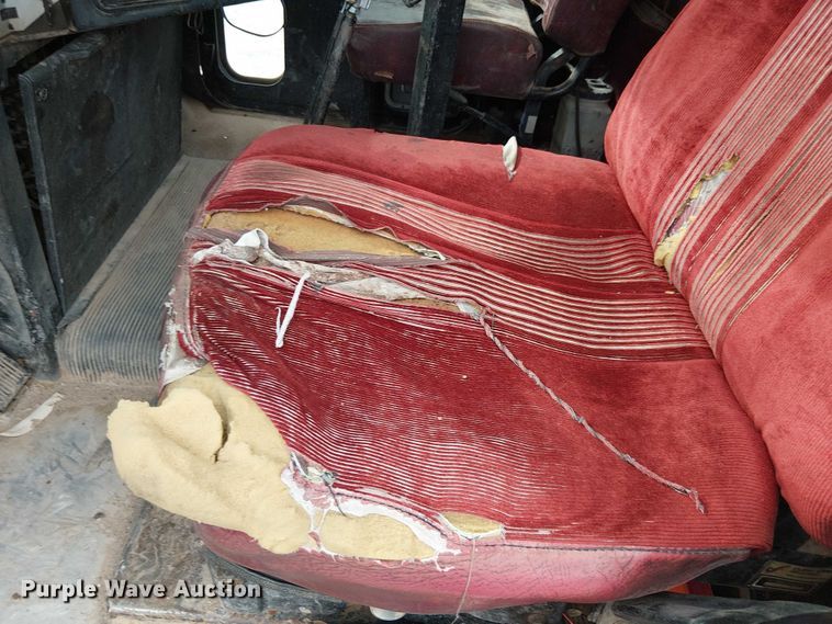 image for item EC1229 1994 Freightliner FLD120 water truck