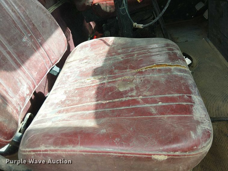 image for item EC1229 1994 Freightliner FLD120 water truck