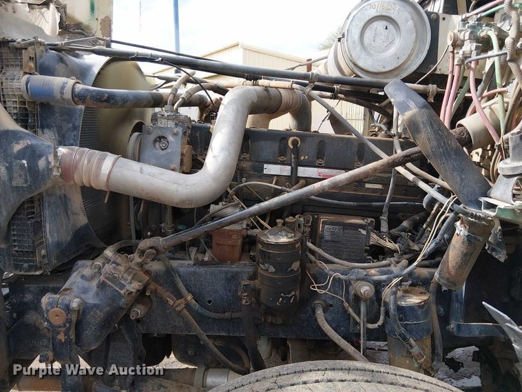 image for item EC1229 1994 Freightliner FLD120 water truck