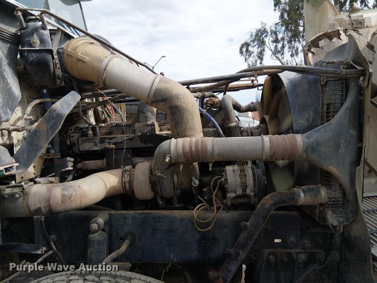 image for item EC1229 1994 Freightliner FLD120 water truck