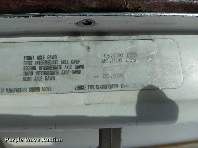 image for item EC1229 1994 Freightliner FLD120 water truck