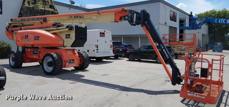 image for item EC3812 2010 JLG 1250AJP boom lift