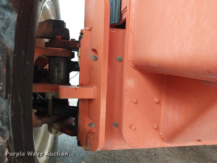 image for item EC3812 2010 JLG 1250AJP boom lift