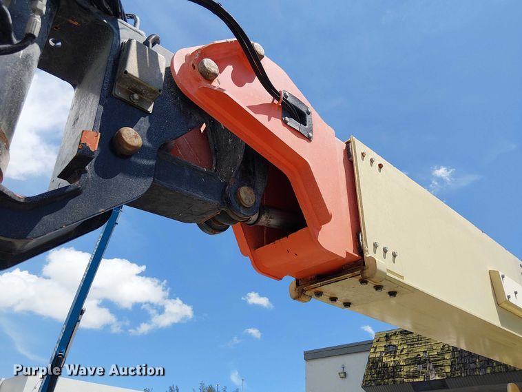 image for item EC3812 2010 JLG 1250AJP boom lift