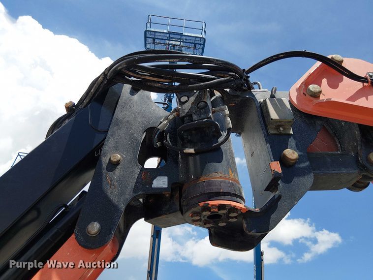 image for item EC3812 2010 JLG 1250AJP boom lift