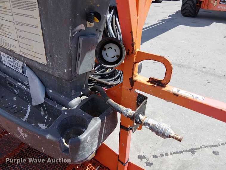 image for item EC3812 2010 JLG 1250AJP boom lift