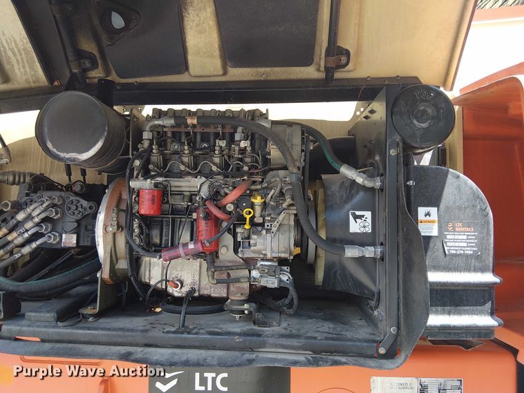 image for item EC3812 2010 JLG 1250AJP boom lift