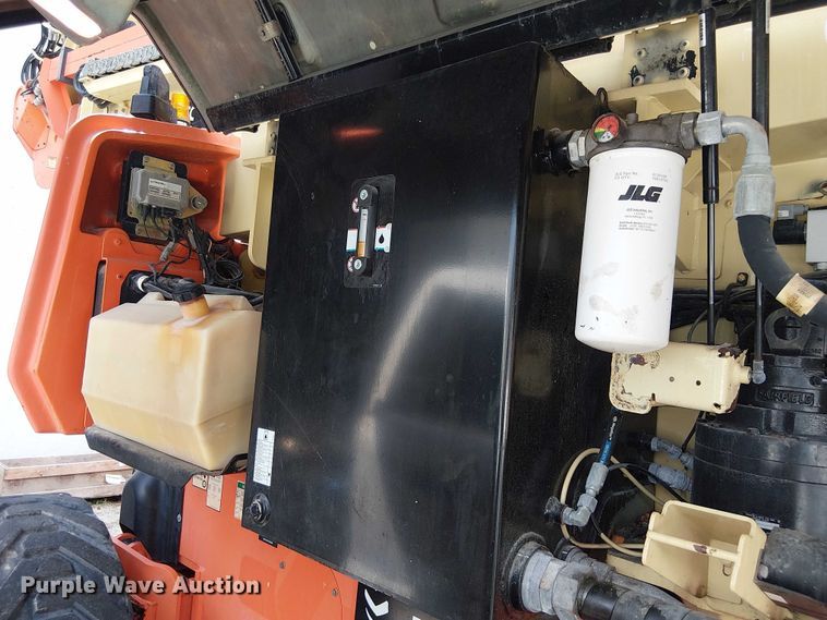 image for item EC3812 2010 JLG 1250AJP boom lift