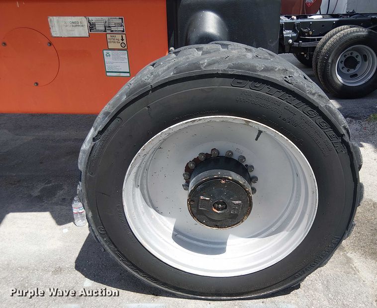 image for item EC3812 2010 JLG 1250AJP boom lift