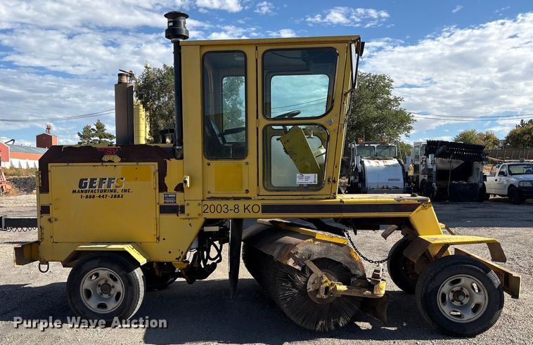 image for item EC8035 2011 GEFFS 1-MS20038KO-24 broom