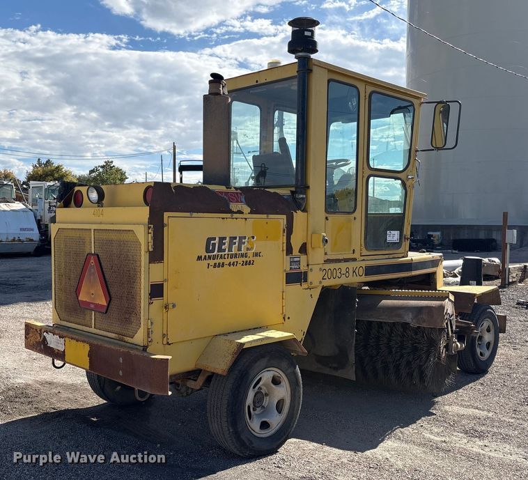 image for item EC8035 2011 GEFFS 1-MS20038KO-24 broom