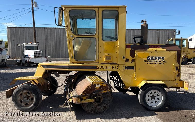 image for item EC8035 2011 GEFFS 1-MS20038KO-24 broom