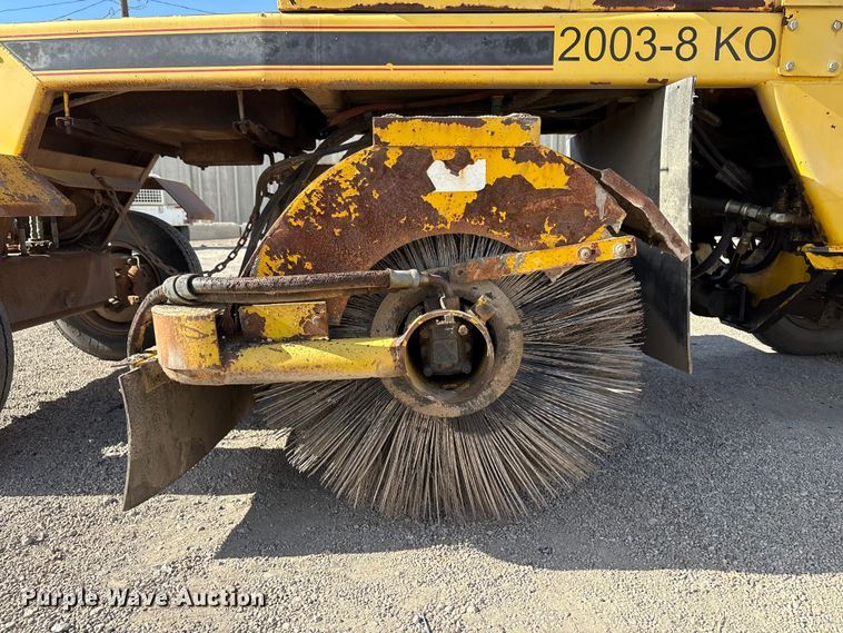 image for item EC8035 2011 GEFFS 1-MS20038KO-24 broom