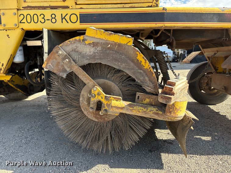 image for item EC8035 2011 GEFFS 1-MS20038KO-24 broom