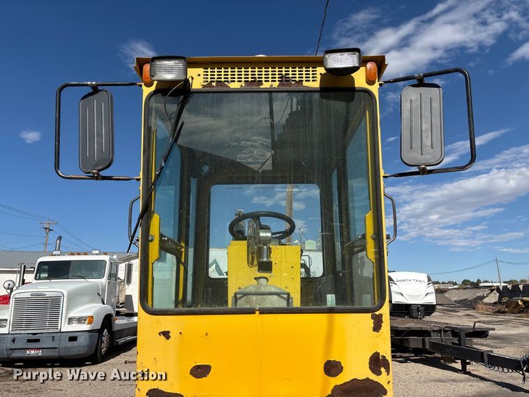 image for item EC8035 2011 GEFFS 1-MS20038KO-24 broom