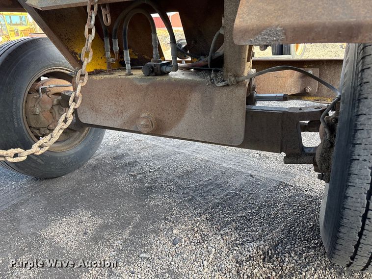 image for item EC8035 2011 GEFFS 1-MS20038KO-24 broom