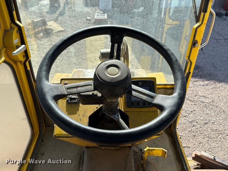 image for item EC8035 2011 GEFFS 1-MS20038KO-24 broom