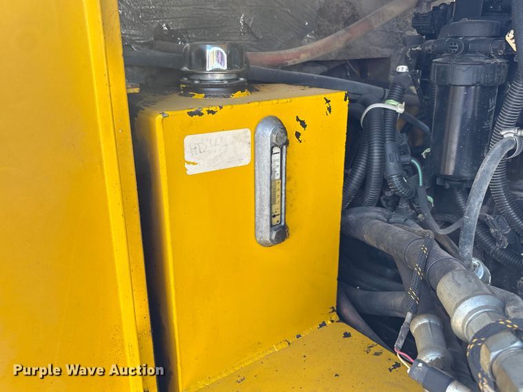 image for item EC8035 2011 GEFFS 1-MS20038KO-24 broom