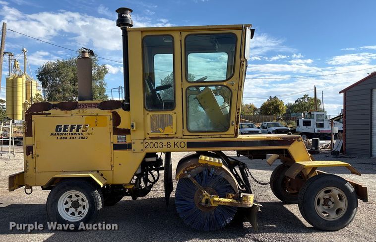 image for item EC8036 2011 GEFFS 1-MS20038KO-25 broom