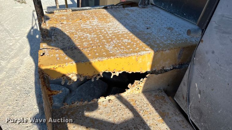 image for item ED2248 1996 Caterpillar 980G wheel loader