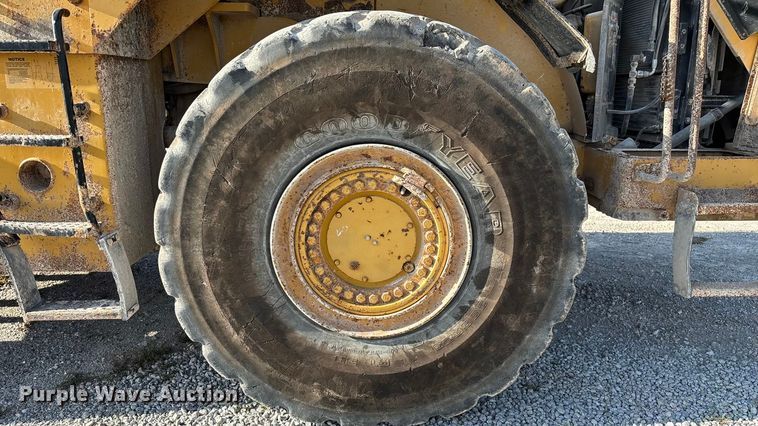 image for item ED2248 1996 Caterpillar 980G wheel loader