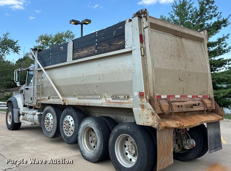 image for item ED2264 2007 Mack CTP dump truck