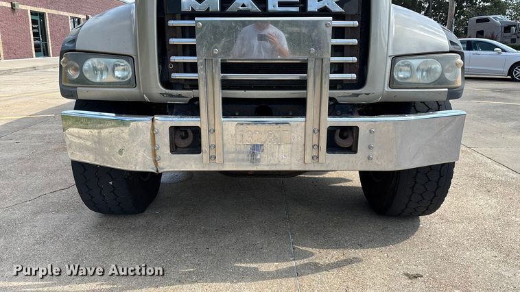 image for item ED2264 2007 Mack CTP dump truck