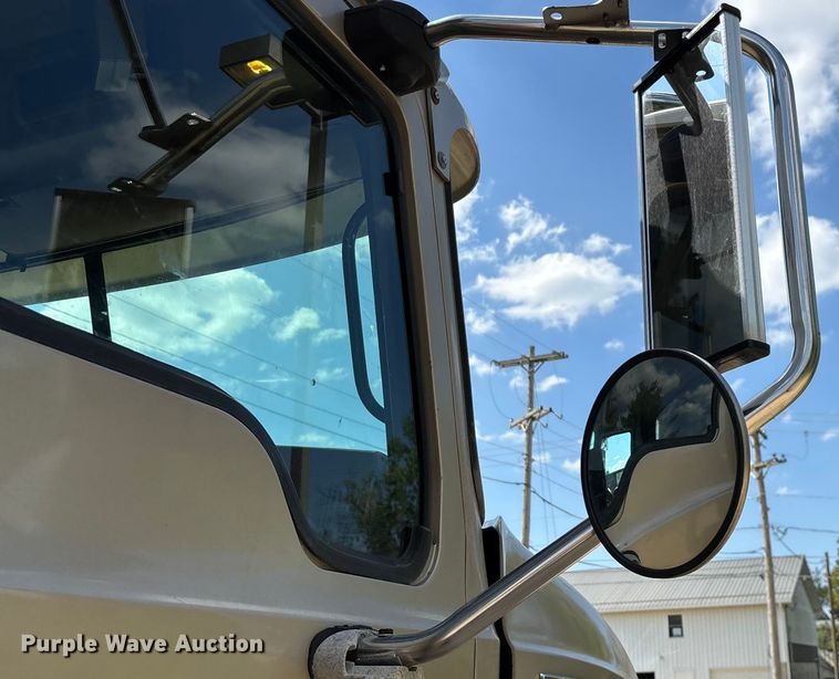 image for item ED2264 2007 Mack CTP dump truck