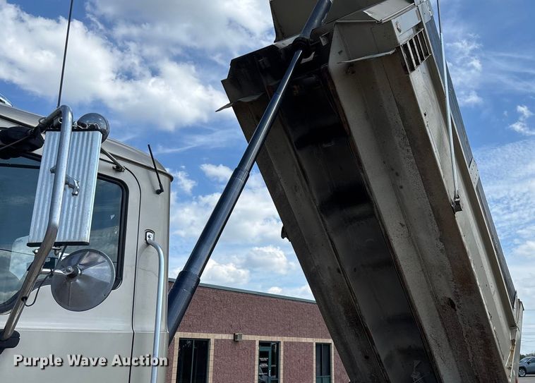 image for item ED2264 2007 Mack CTP dump truck