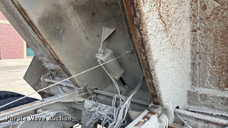 image for item ED2264 2007 Mack CTP dump truck