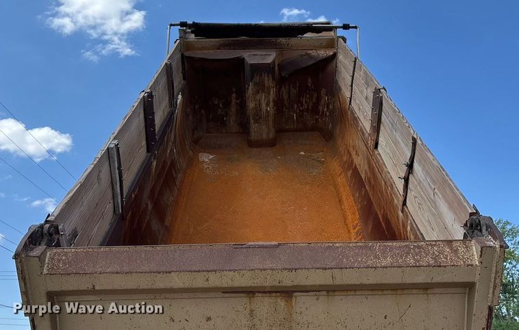 image for item ED2264 2007 Mack CTP dump truck