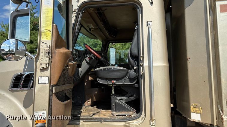 image for item ED2264 2007 Mack CTP dump truck