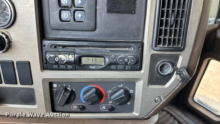 image for item ED2264 2007 Mack CTP dump truck