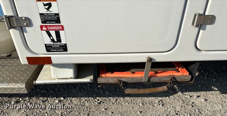 image for item ED2265 2015 RAM 5500 bucket truck