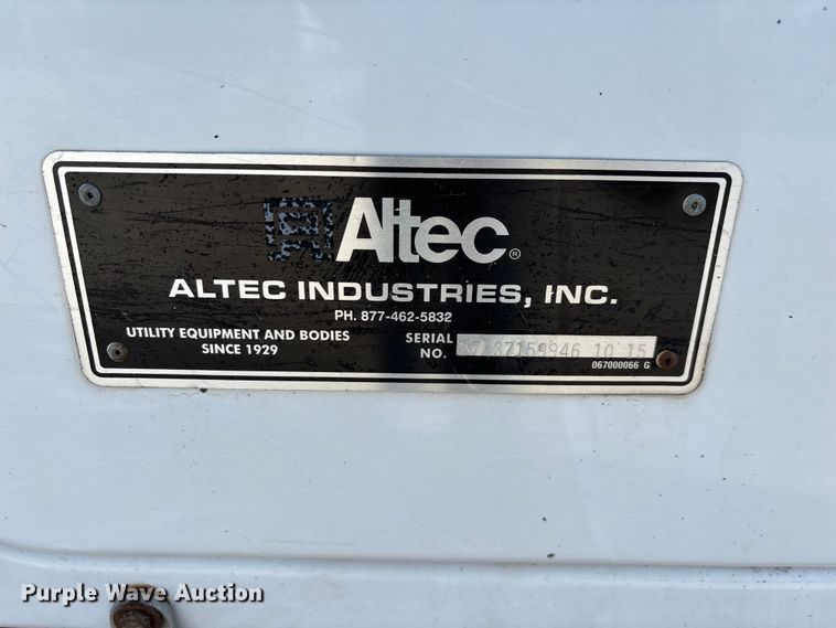 image for item ED2265 2015 RAM 5500 bucket truck