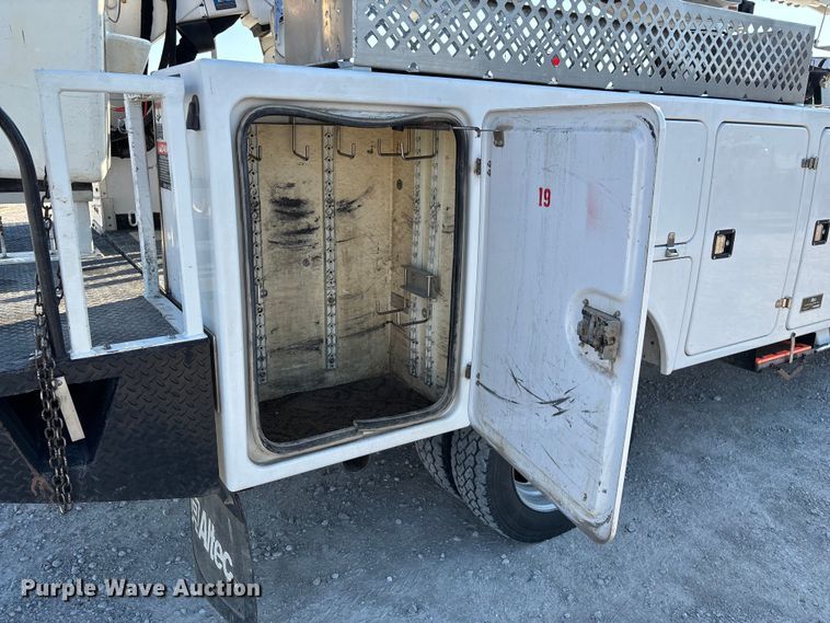 image for item ED2265 2015 RAM 5500 bucket truck