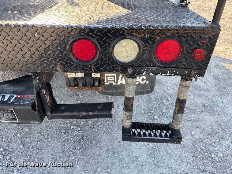 image for item ED2265 2015 RAM 5500 bucket truck