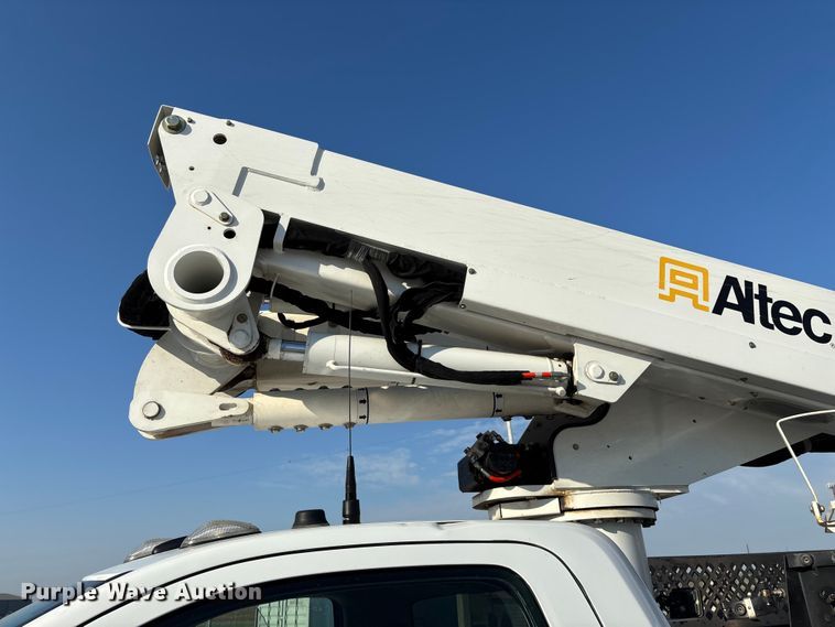 image for item ED2265 2015 RAM 5500 bucket truck