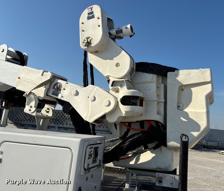 image for item ED2265 2015 RAM 5500 bucket truck