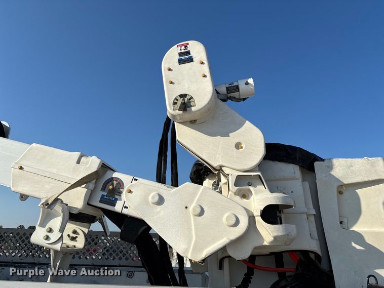 image for item ED2265 2015 RAM 5500 bucket truck