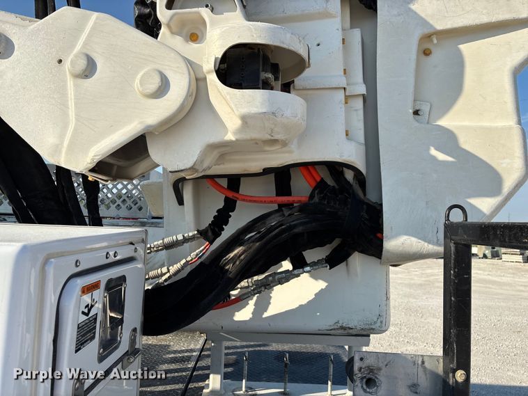 image for item ED2265 2015 RAM 5500 bucket truck