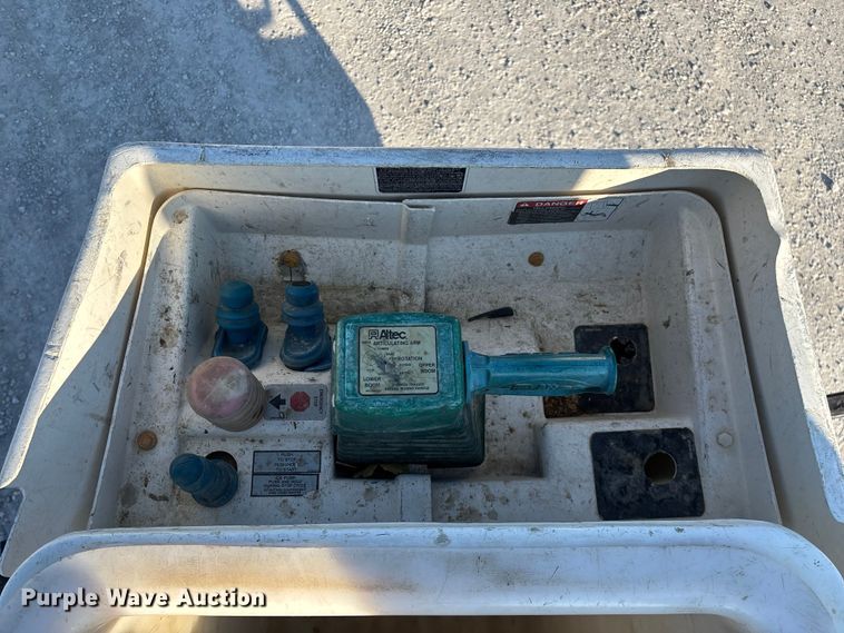 image for item ED2265 2015 RAM 5500 bucket truck