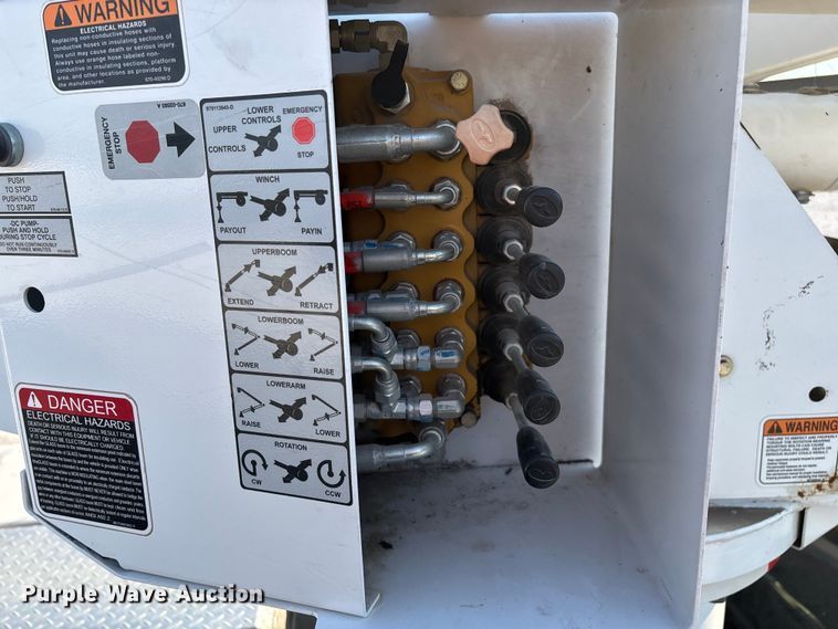 image for item ED2265 2015 RAM 5500 bucket truck