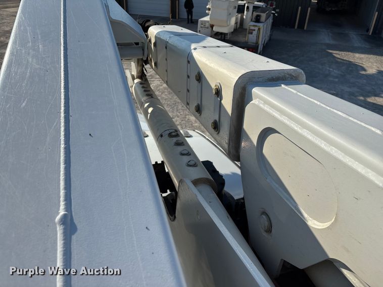 image for item ED2265 2015 RAM 5500 bucket truck