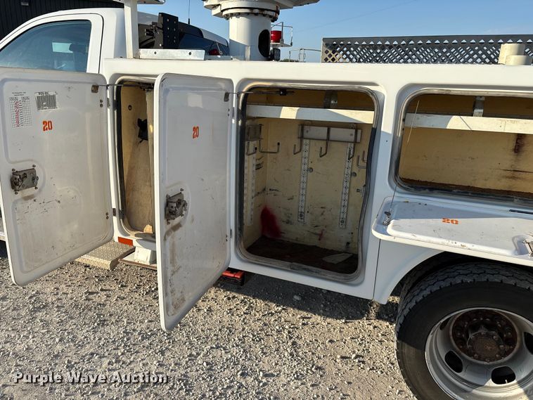 image for item ED2266 2012 Dodge Ram 5500 bucket truck