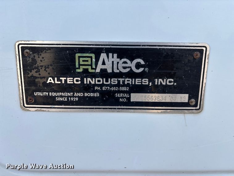 image for item ED2266 2012 Dodge Ram 5500 bucket truck