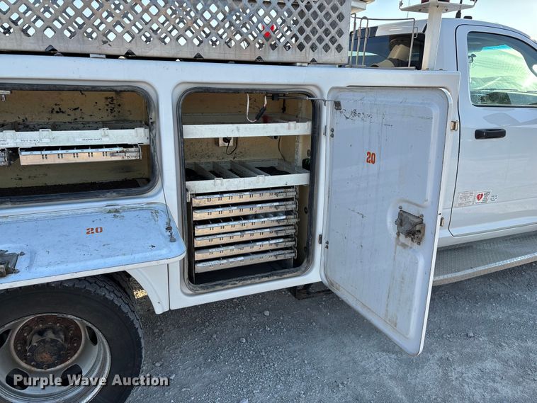 image for item ED2266 2012 Dodge Ram 5500 bucket truck