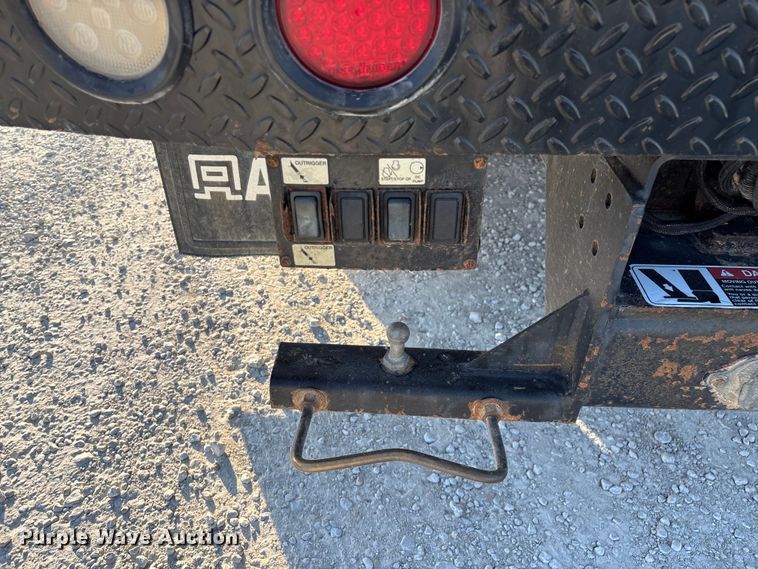 image for item ED2266 2012 Dodge Ram 5500 bucket truck