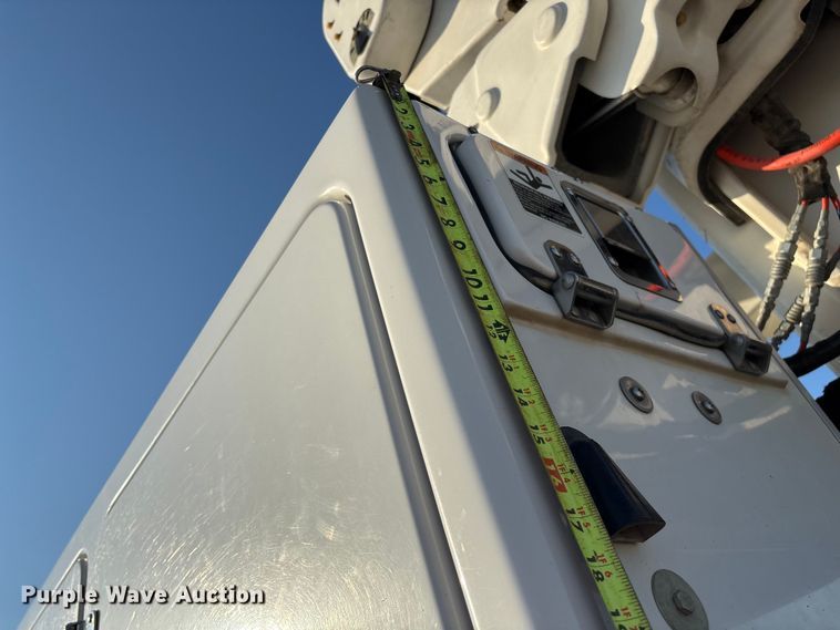 image for item ED2266 2012 Dodge Ram 5500 bucket truck