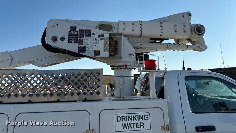 image for item ED2266 2012 Dodge Ram 5500 bucket truck